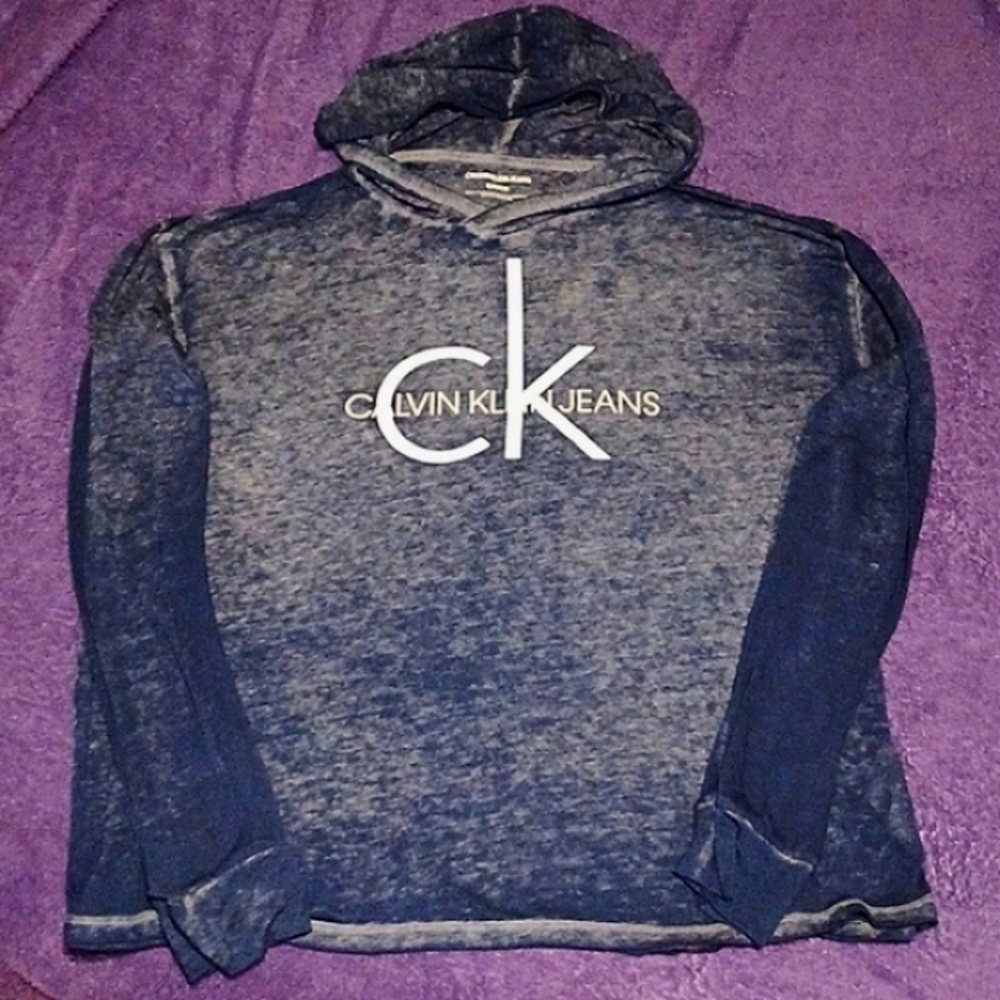 3/$10 Calvin Klein Oversized Top